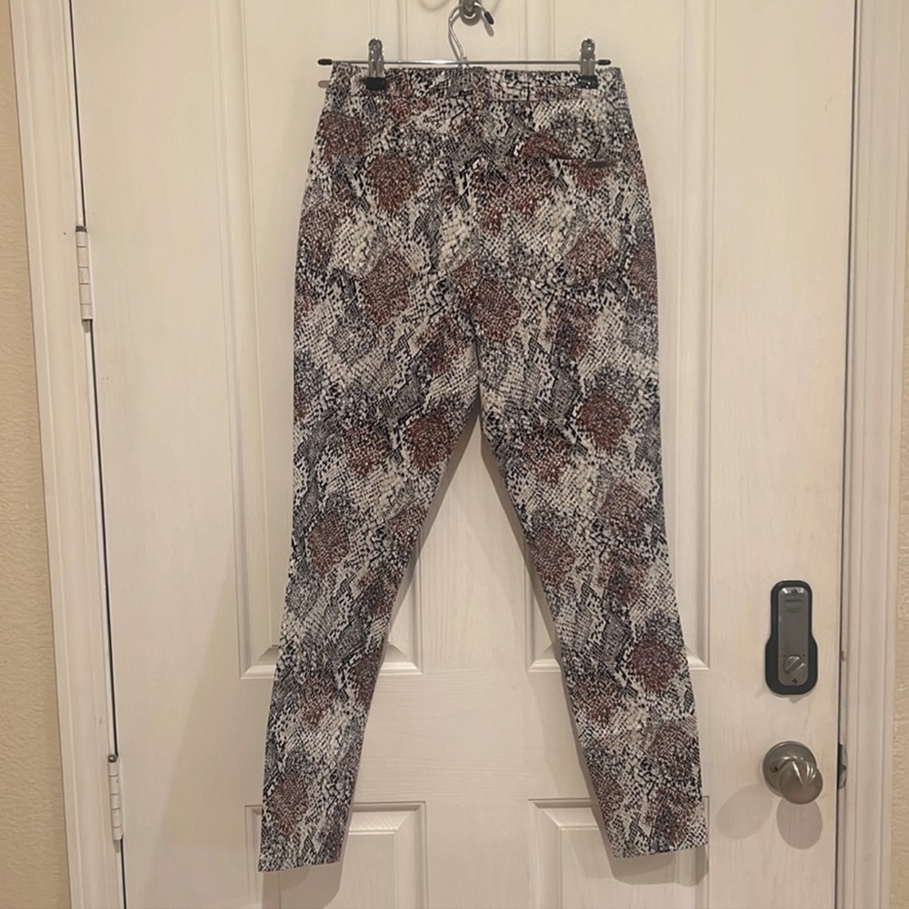G.I.L.I. Dual Stretch Colored Denim Arkle Pants Snake